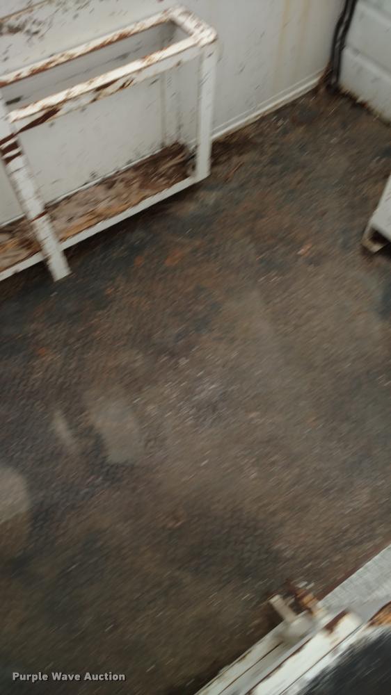 image for item DB0962 1991 GMC TopKick bucket truck