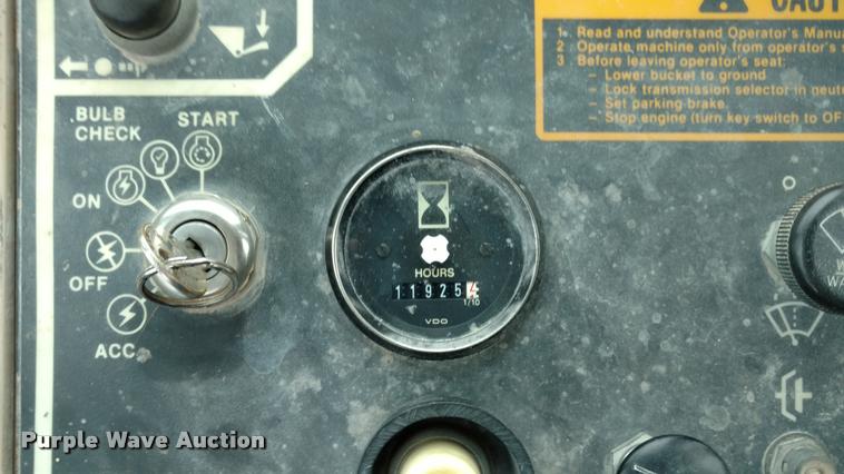 image for item DB0963 1989 John Deere 544E wheel loader