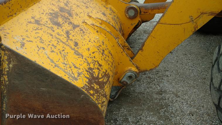 image for item DB0963 1989 John Deere 544E wheel loader
