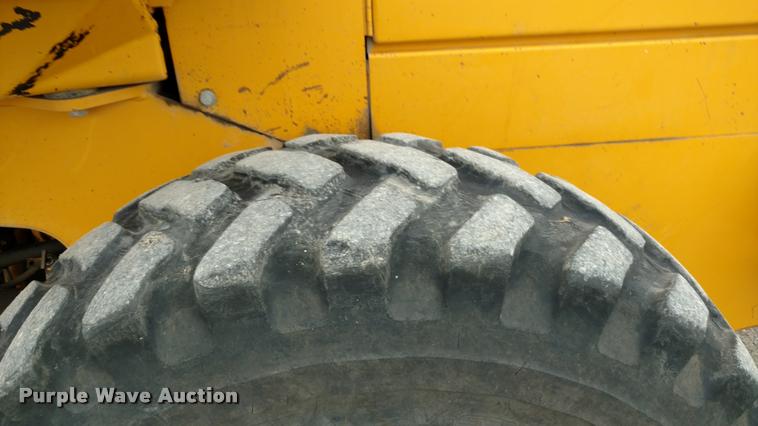 image for item DB0963 1989 John Deere 544E wheel loader