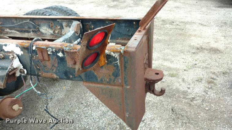 image for item DB0964 1979 Ford 800 truck cab and chassis