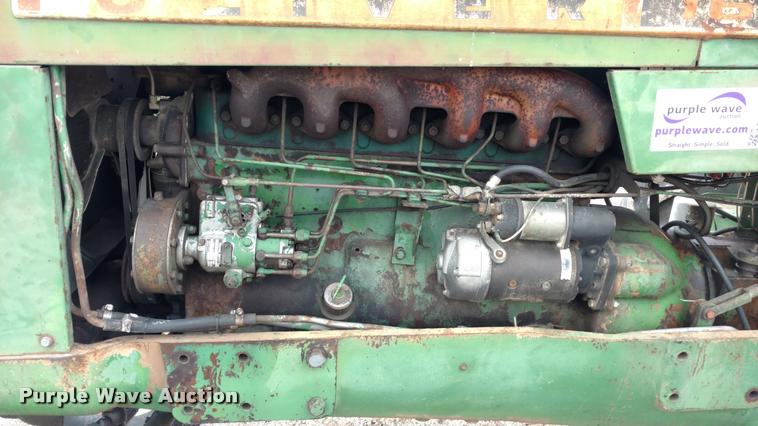 image for item DB0966 Oliver 1650 tractor