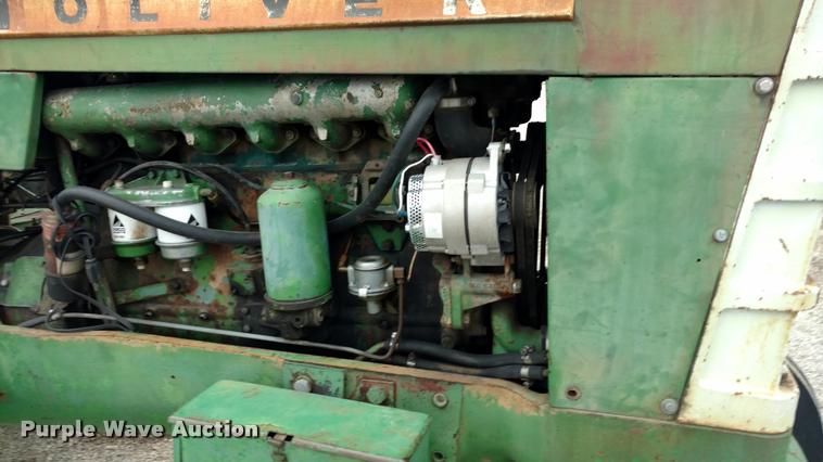 image for item DB0966 Oliver 1650 tractor