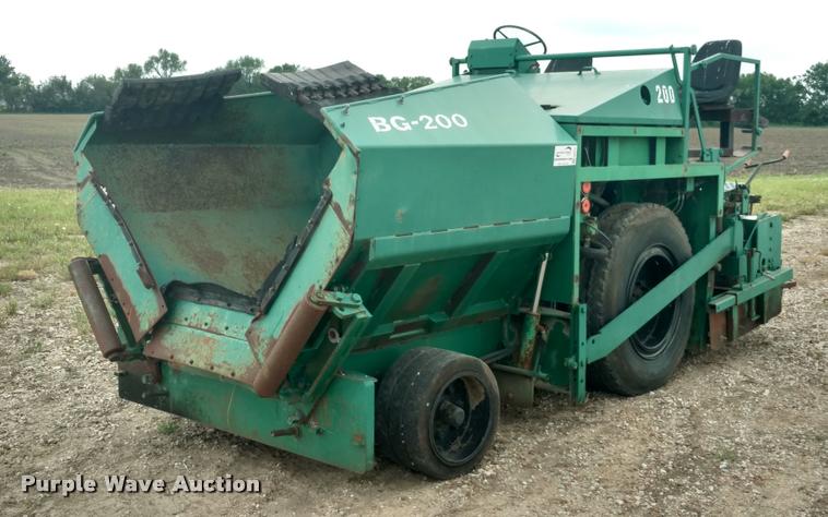 image for item DB0975 Barber Greene BG200 paver