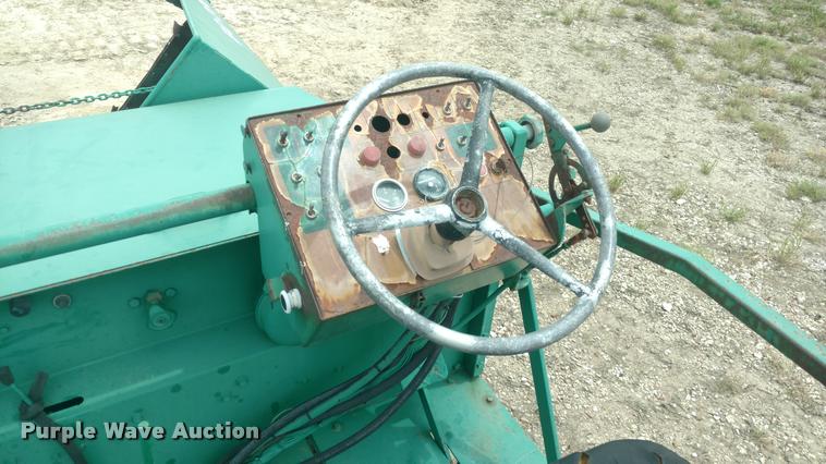 image for item DB0975 Barber Greene BG200 paver