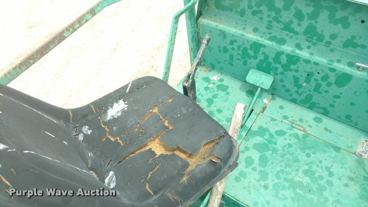 image for item DB0975 Barber Greene BG200 paver