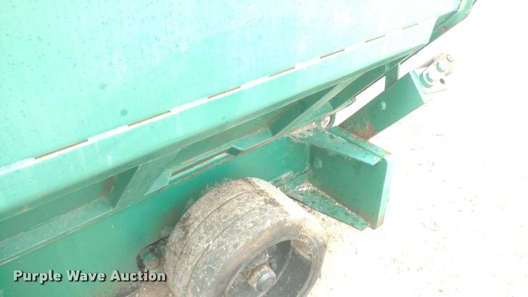 image for item DB0975 Barber Greene BG200 paver