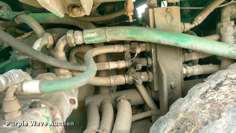 image for item DB0975 Barber Greene BG200 paver