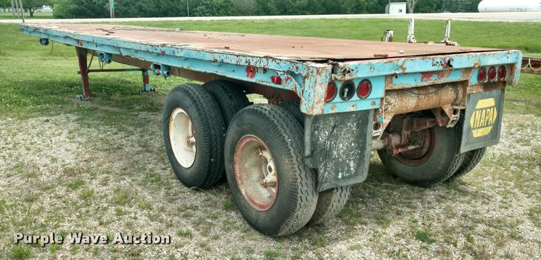 image for item DB0978 1956 Dorsey DGT-18 float deck trailer