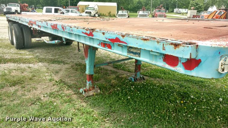 image for item DB0978 1956 Dorsey DGT-18 float deck trailer