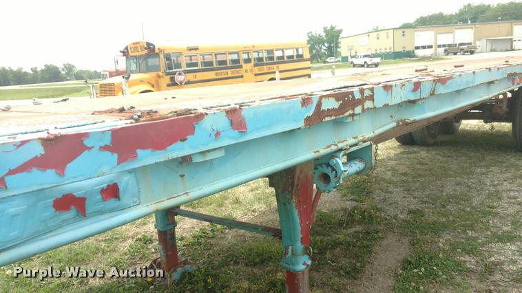 image for item DB0978 1956 Dorsey DGT-18 float deck trailer