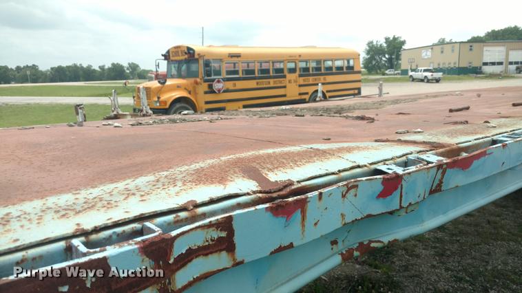 image for item DB0978 1956 Dorsey DGT-18 float deck trailer