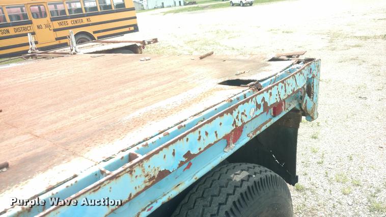 image for item DB0978 1956 Dorsey DGT-18 float deck trailer