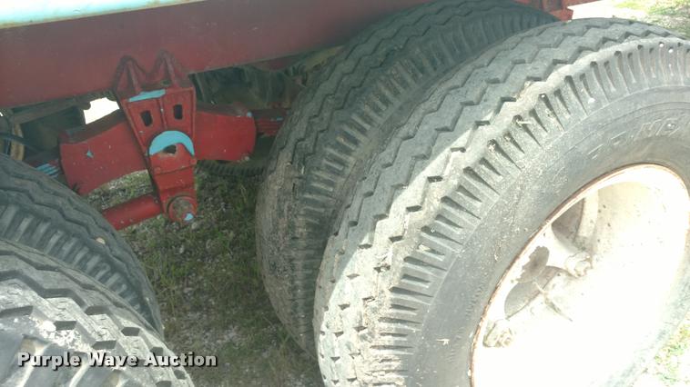 image for item DB0978 1956 Dorsey DGT-18 float deck trailer