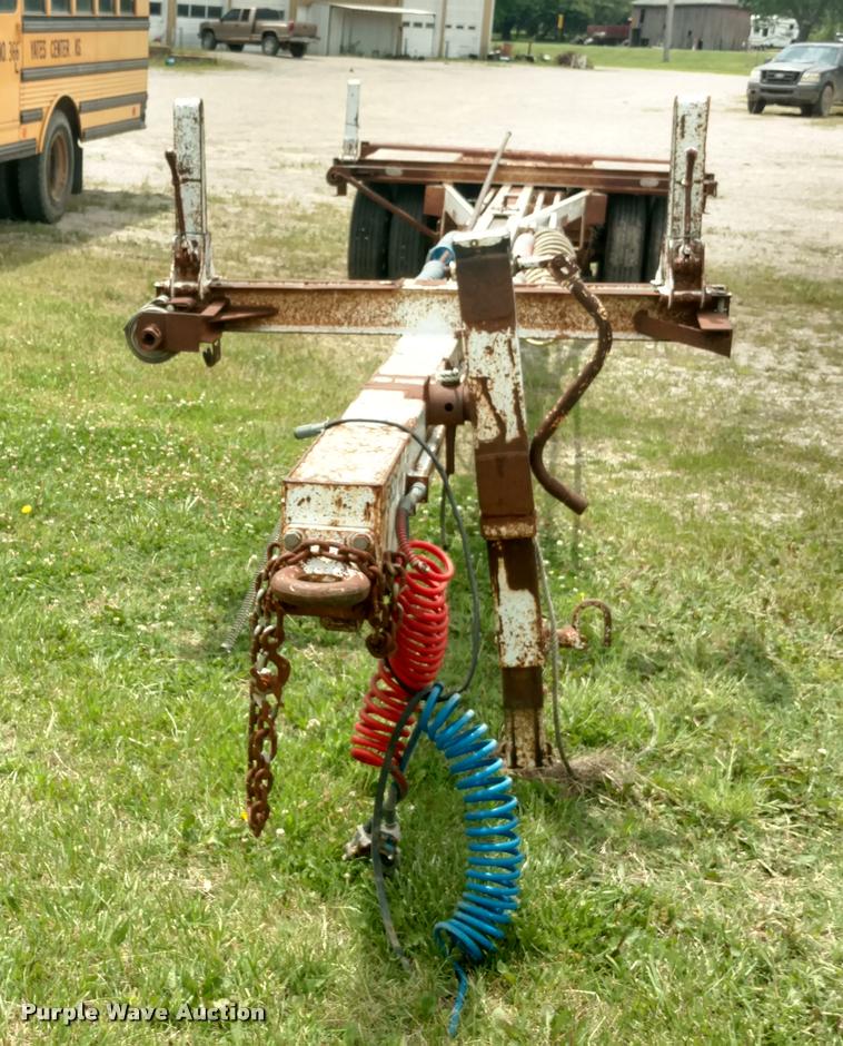 image for item DB0979 1995 Kiefer pole trailer