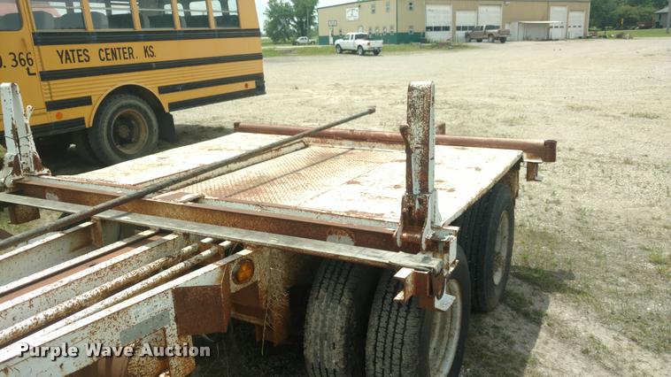 image for item DB0979 1995 Kiefer pole trailer