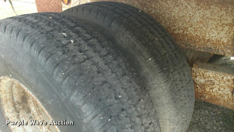 image for item DB0979 1995 Kiefer pole trailer