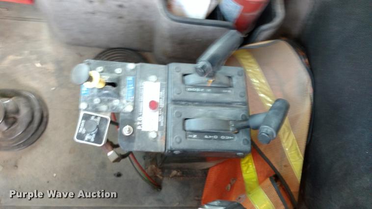 image for item DB0988 1994 International 9400 dump truck