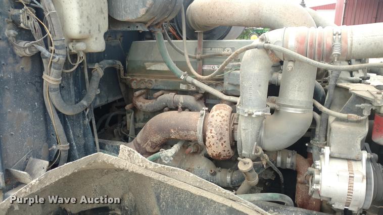 image for item DB0988 1994 International 9400 dump truck