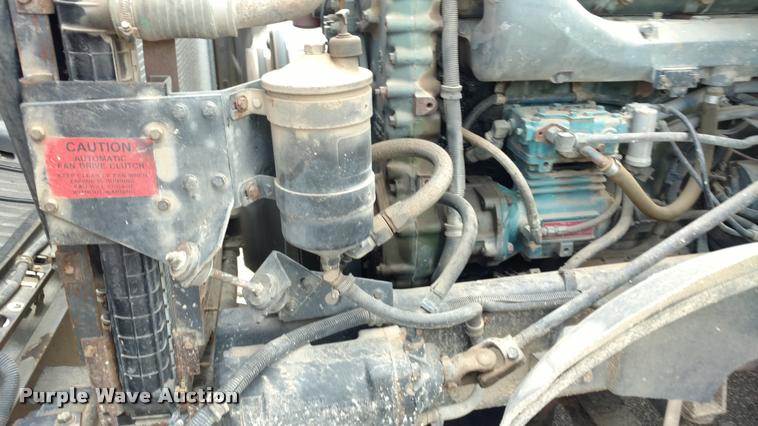image for item DB0988 1994 International 9400 dump truck