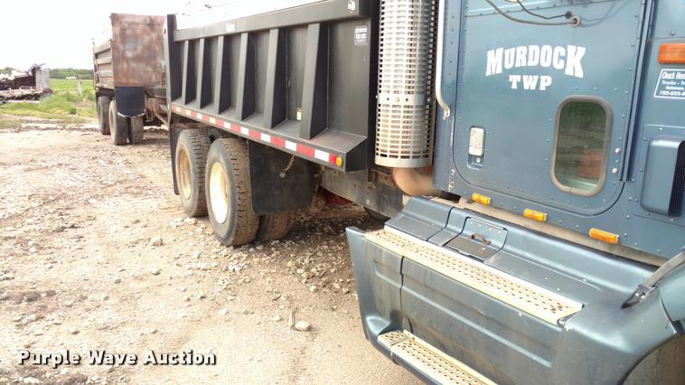image for item DB0988 1994 International 9400 dump truck