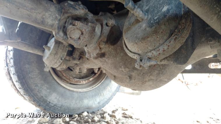 image for item DB0988 1994 International 9400 dump truck