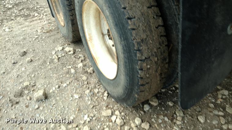 image for item DB0988 1994 International 9400 dump truck