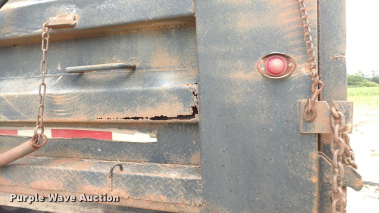 image for item DB0989 1998 Clement ZASTT1S end dump trailer