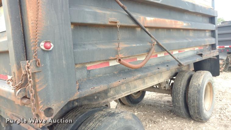 image for item DB0989 1998 Clement ZASTT1S end dump trailer