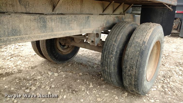 image for item DB0989 1998 Clement ZASTT1S end dump trailer