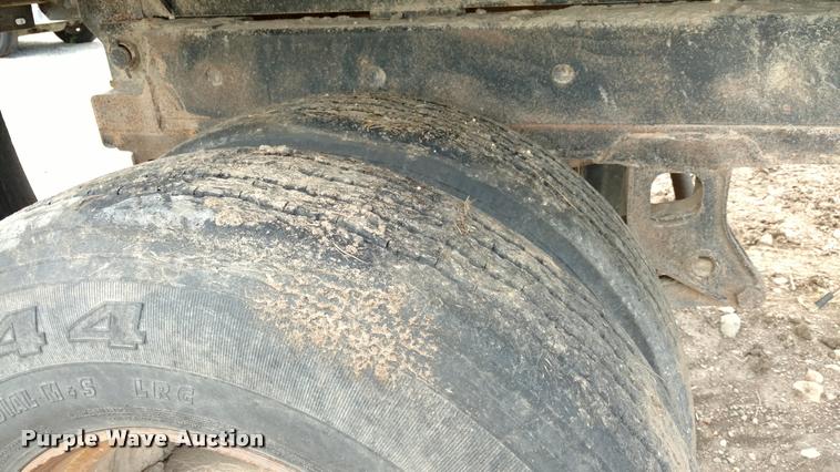 image for item DB0989 1998 Clement ZASTT1S end dump trailer