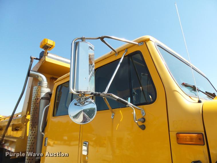 image for item DB1325 2002 International 4900 Crew Cab dump truck
