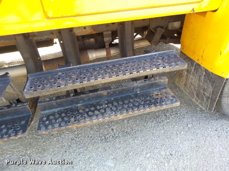 image for item DB1325 2002 International 4900 Crew Cab dump truck