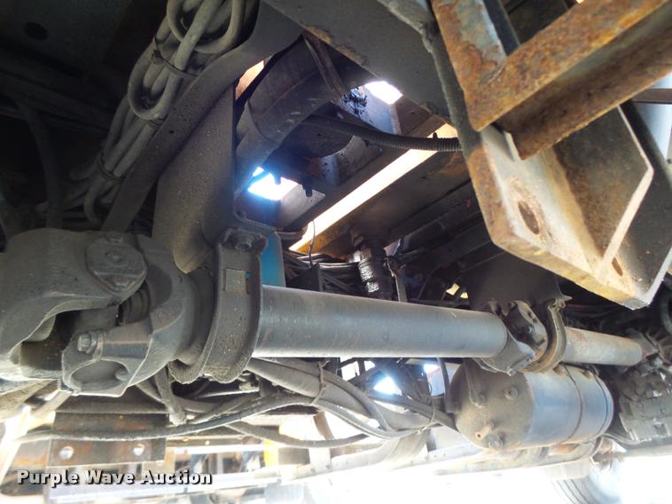 image for item DB1325 2002 International 4900 Crew Cab dump truck