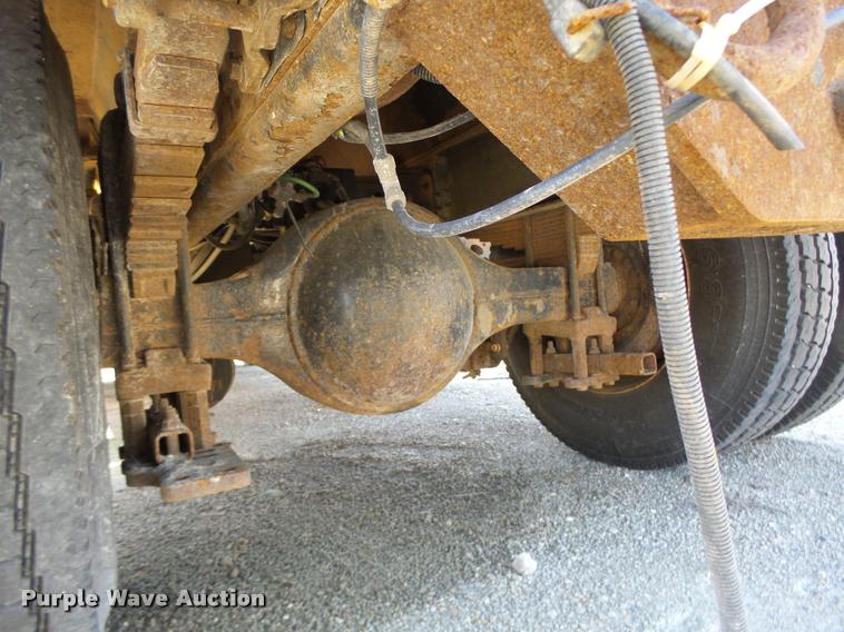 image for item DB1325 2002 International 4900 Crew Cab dump truck