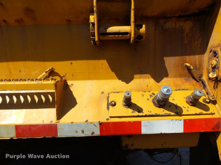 image for item DB1325 2002 International 4900 Crew Cab dump truck