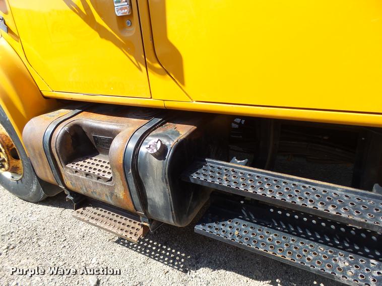 image for item DB1325 2002 International 4900 Crew Cab dump truck