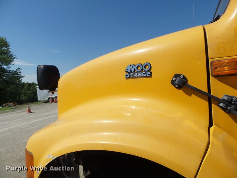 image for item DB1325 2002 International 4900 Crew Cab dump truck