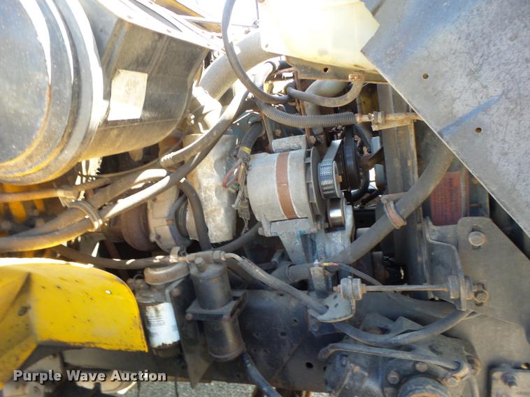 image for item DB1325 2002 International 4900 Crew Cab dump truck