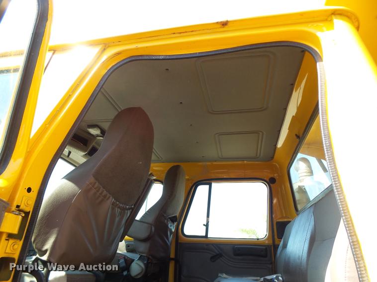 image for item DB1325 2002 International 4900 Crew Cab dump truck