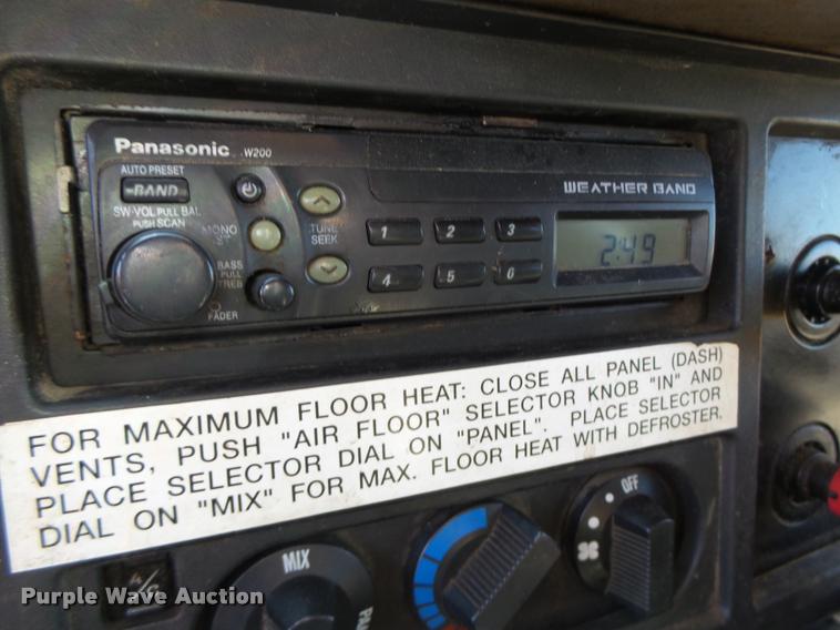 image for item DB1325 2002 International 4900 Crew Cab dump truck