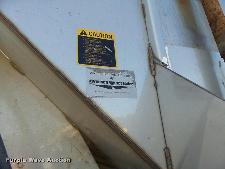 image for item DB1327 2002 International 4900 dump truck