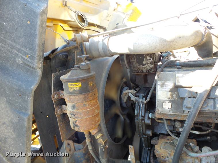 image for item DB1327 2002 International 4900 dump truck