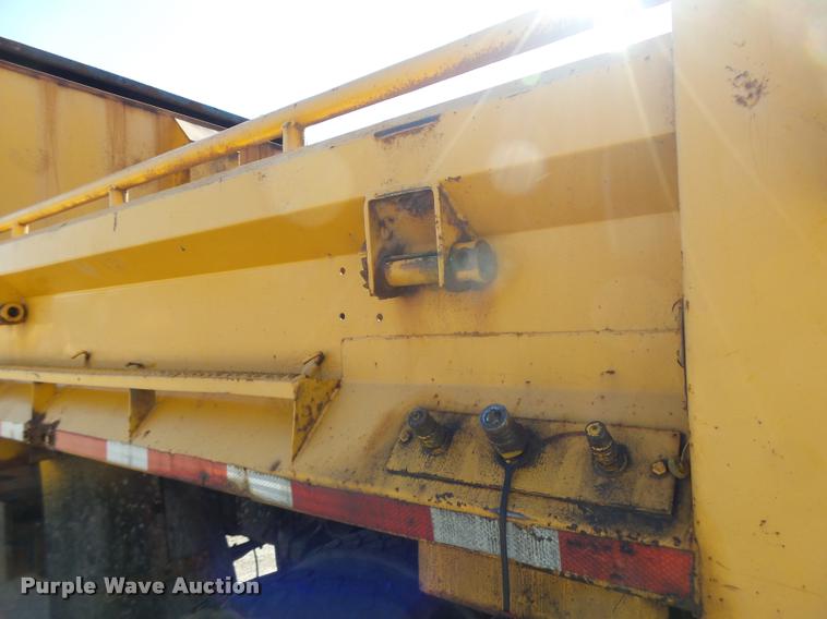 image for item DB1329 2002 International 4900 Crew Cab dump truck