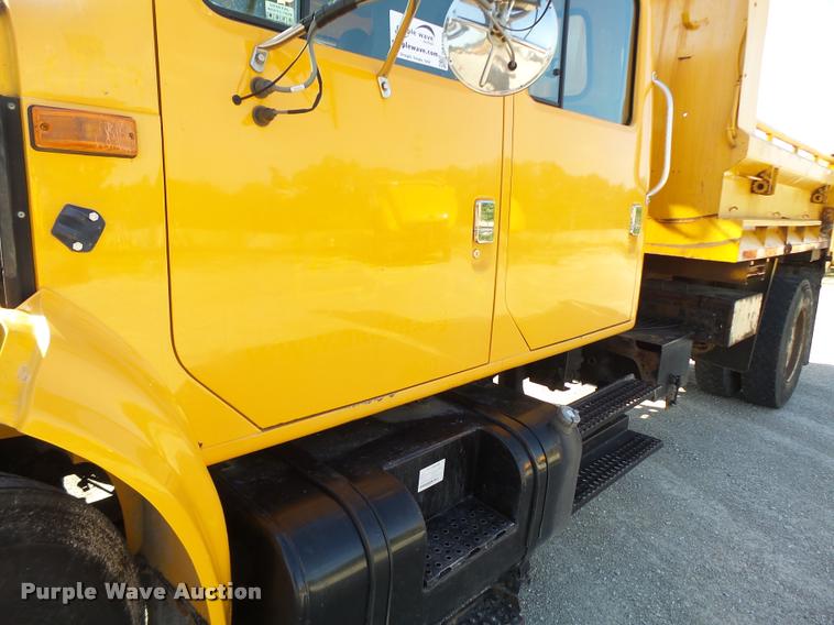 image for item DB1329 2002 International 4900 Crew Cab dump truck