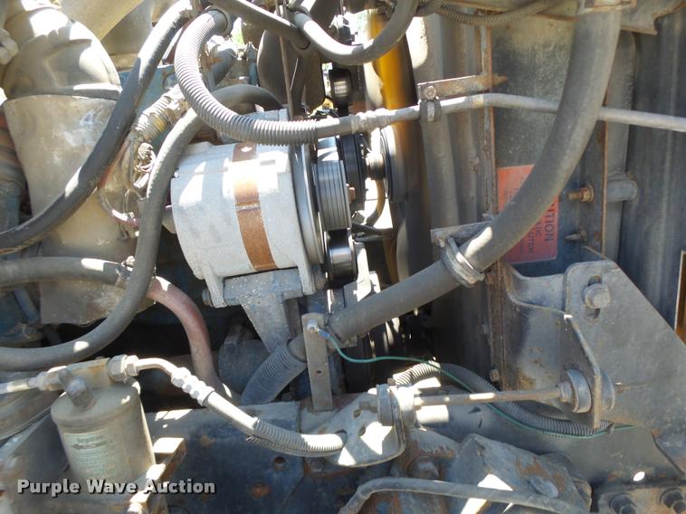 image for item DB1330 2002 International 4900 dump truck