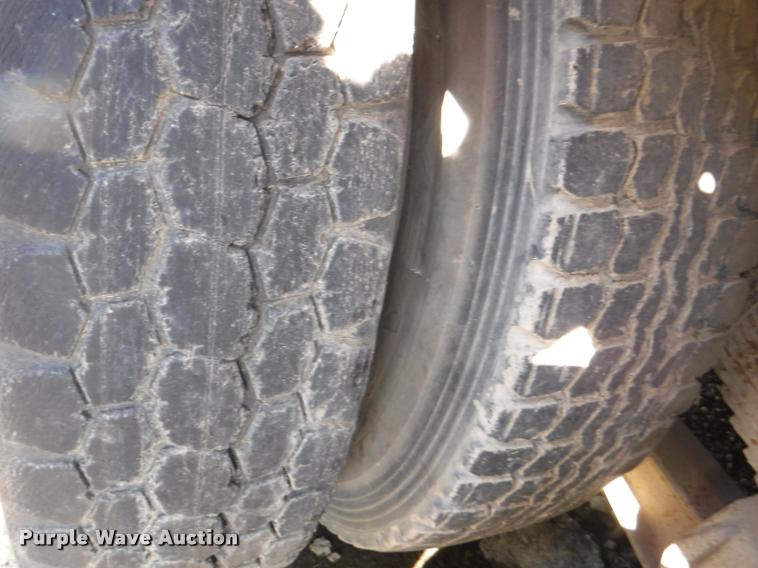 image for item DB3992 1974 Ford 9000 crane truck