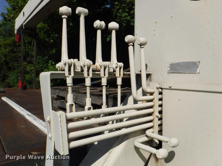 image for item DB3992 1974 Ford 9000 crane truck