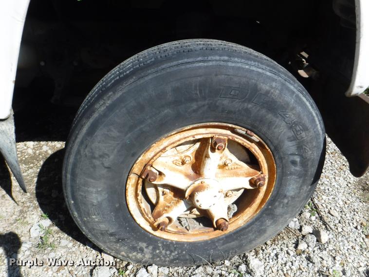 image for item DB3992 1974 Ford 9000 crane truck