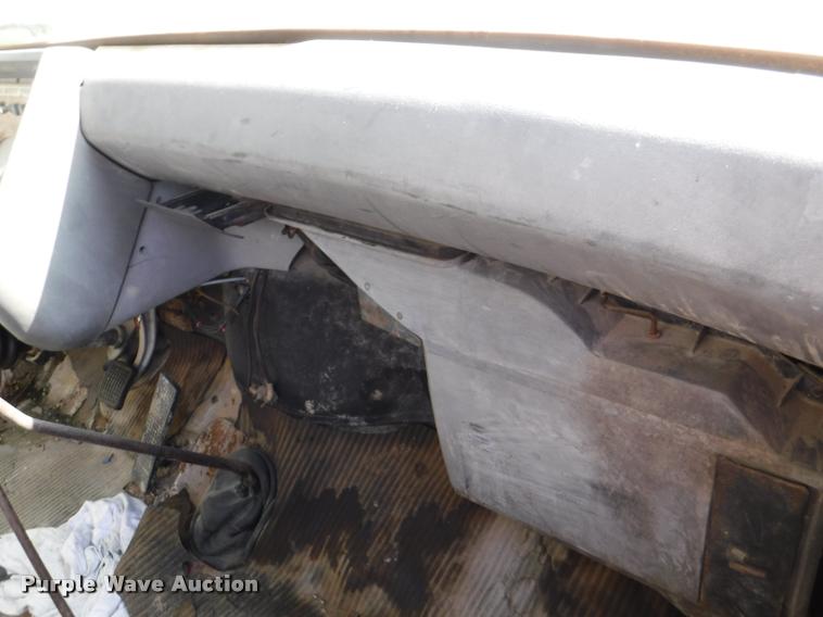 image for item DB3992 1974 Ford 9000 crane truck